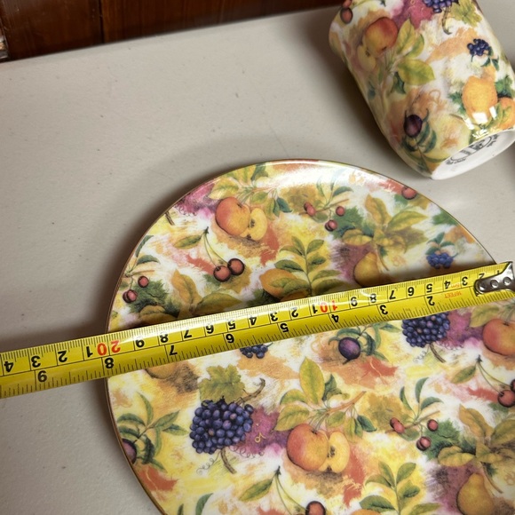 Vintage fruits Pattern with Gold Rim plate and mug Set - Picture 7 of 12